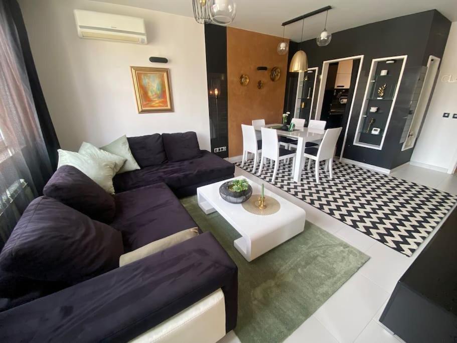Lovely 1-Bedroom Apartament With Free Parking Sofia Exterior foto